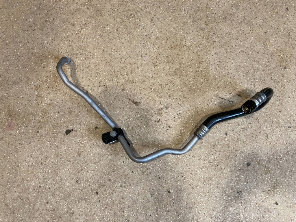 Шланг радіатора оливи bmw m2 f87 7639644 в Україні