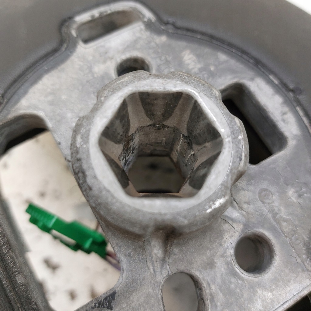 фото №14, Volvo v40 ii r-design 2014 повітропровід шкіряний bardzo гарний стан