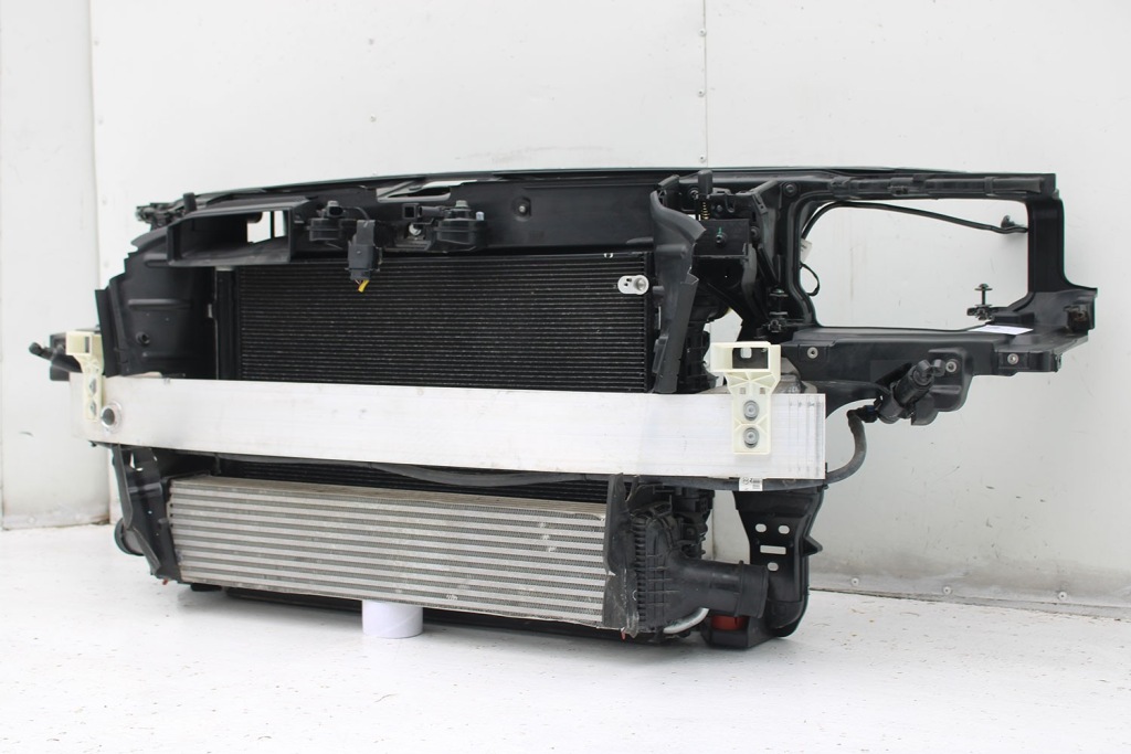 Купить Audi a8 4h рестайлинг  перед matrix капот крылья бампер ремень передний лампы усилитель