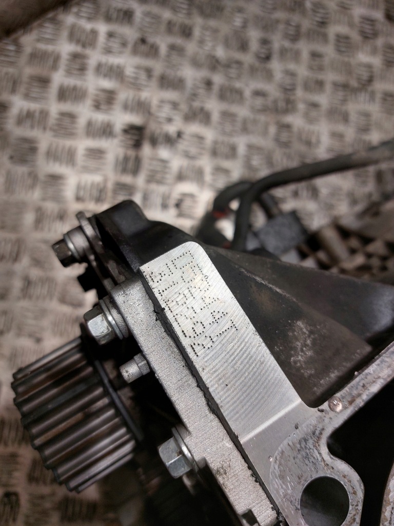 фото №5, Блок dół двигателя volvo s60 2.4d d5244t 120kw