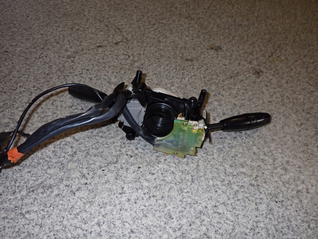 фото №7, Kia carens 03-06 переключатель pod руль