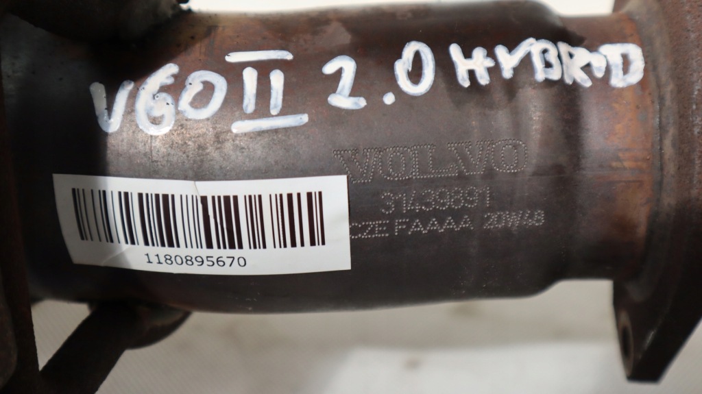 Volvo v60 2 2.0 t6 plug in hybrid труба вихлопна з'єднувач гнучкий в Україні