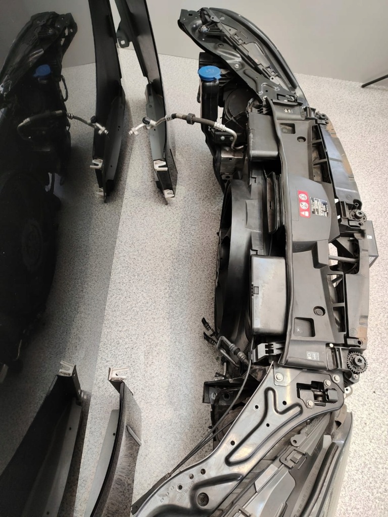 фото №7, Mercedes w212 lift перед крылья pas лампы капот