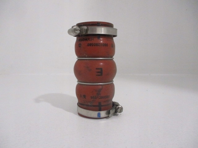 Купить Peugeot 208 1.2 thp труба пабтрубок  шланг буфер рессоры интеркулер 9801280580