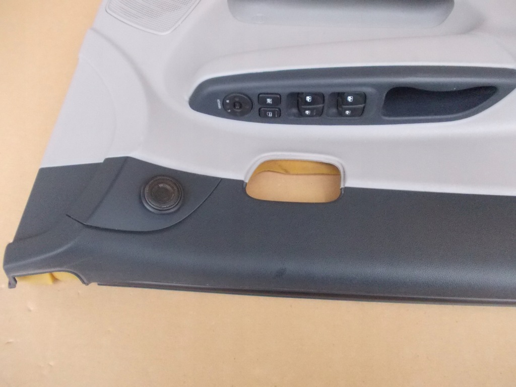 фото №7, Оббивка лівий перед hyundai accent iii 3 europa 5 двері