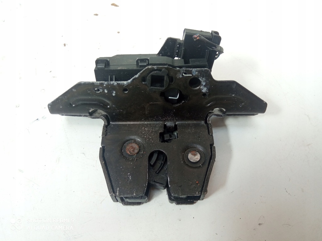 фото №1, Opel adam замок кришки багажника задня 13587646