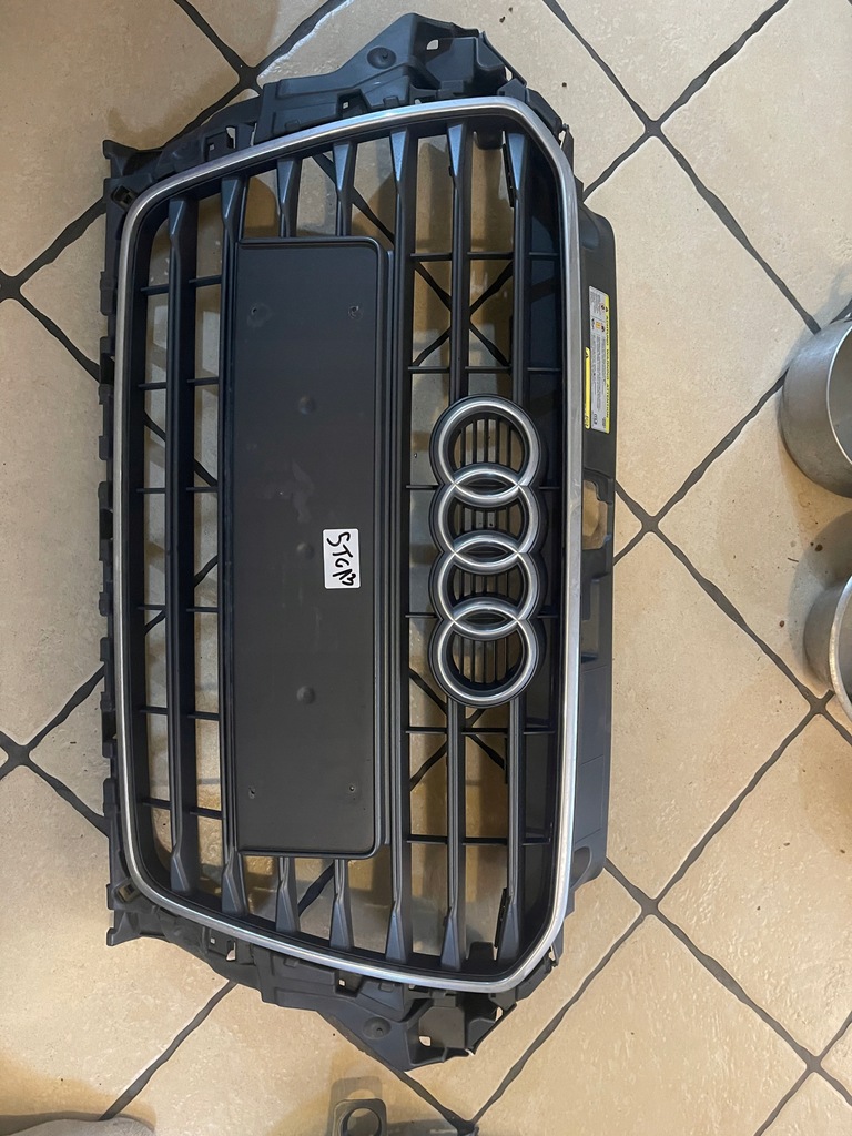 фото №1, Audi a3 8v3 решётка радиатора решётка радиатора оригинал