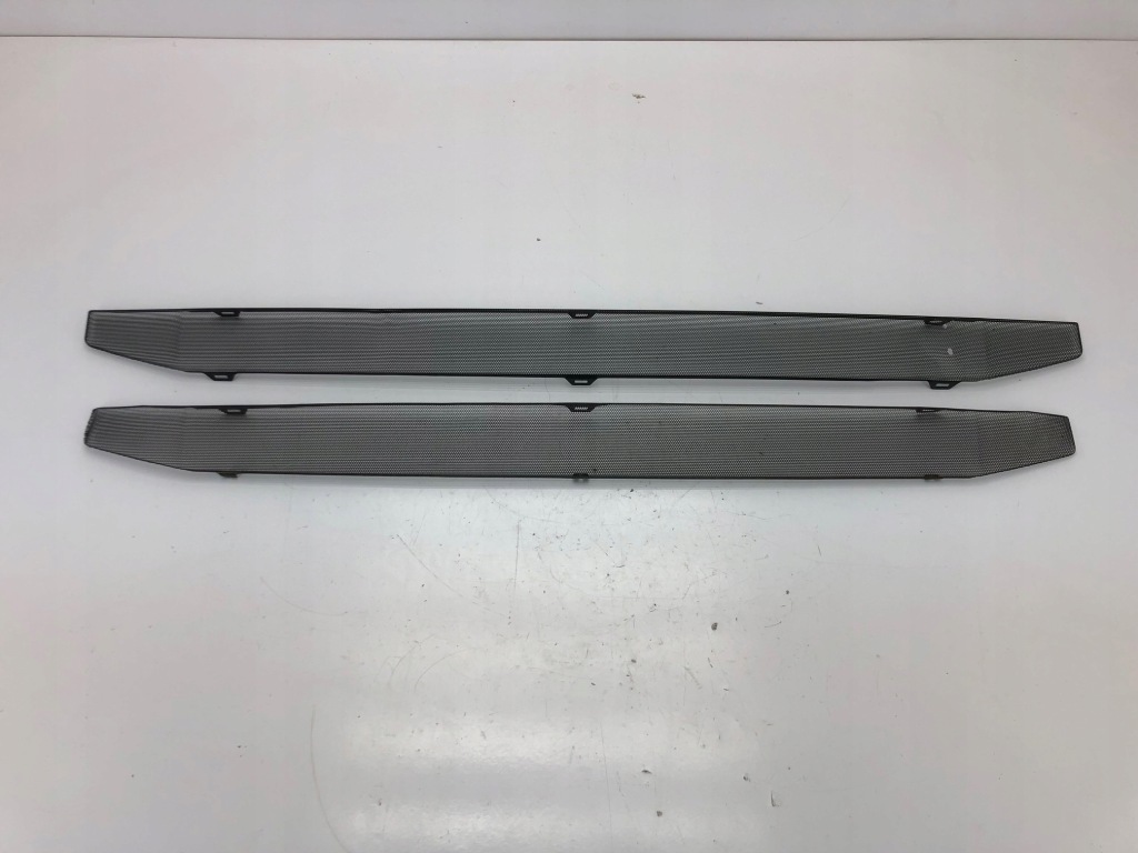 фото №1, Scania r сетка решётка оригинал 1870594 1870592