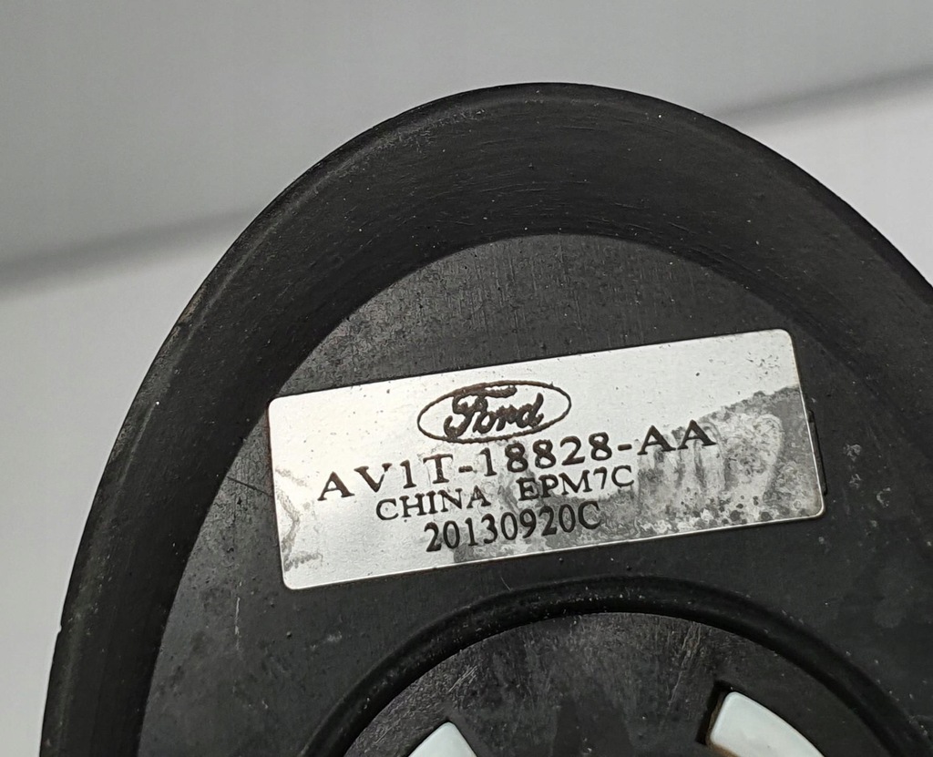 фото №6, Антенна кровельная крыша bat ford b-max av1t-18828-aa