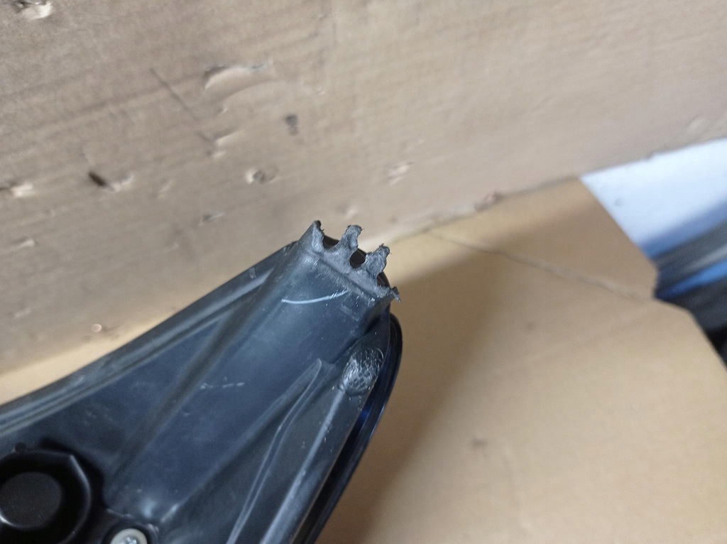 фото №14, Лампа фара правый toyota aygo x europa