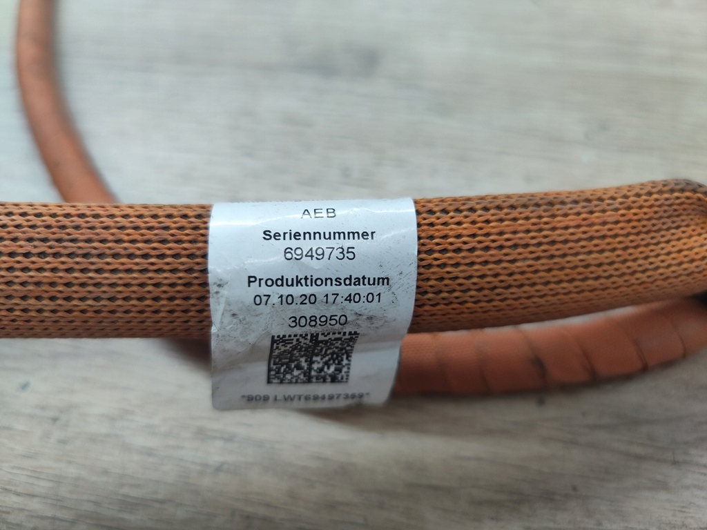 Купить Шланг wysokowoltowy audi e-tron 55 quattro 4ke