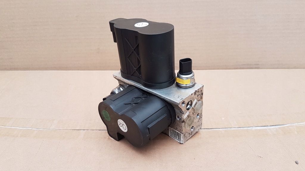 фото №1, Mercedes w221 блок клапанів клапани abc розподільник