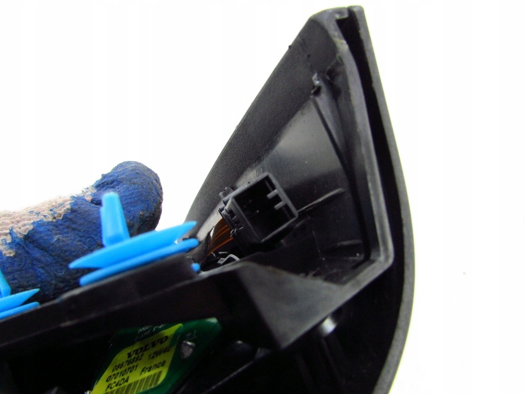 фото №7, Volvo s60 v60 xc60 треугольник защита зеркало левый blis 10-18r 31409289