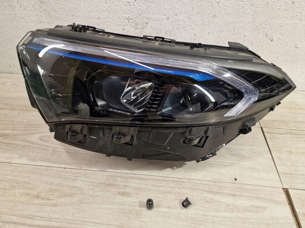 фото №1, Mercedes eqb x243 243 лампа передняя левая led