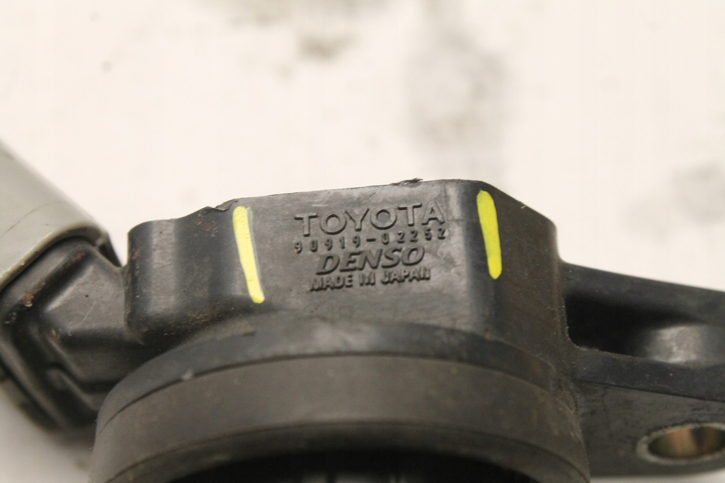 фото №5, Катушка катушки зажигания комплект 90919-02252 toyota yaris 1.6