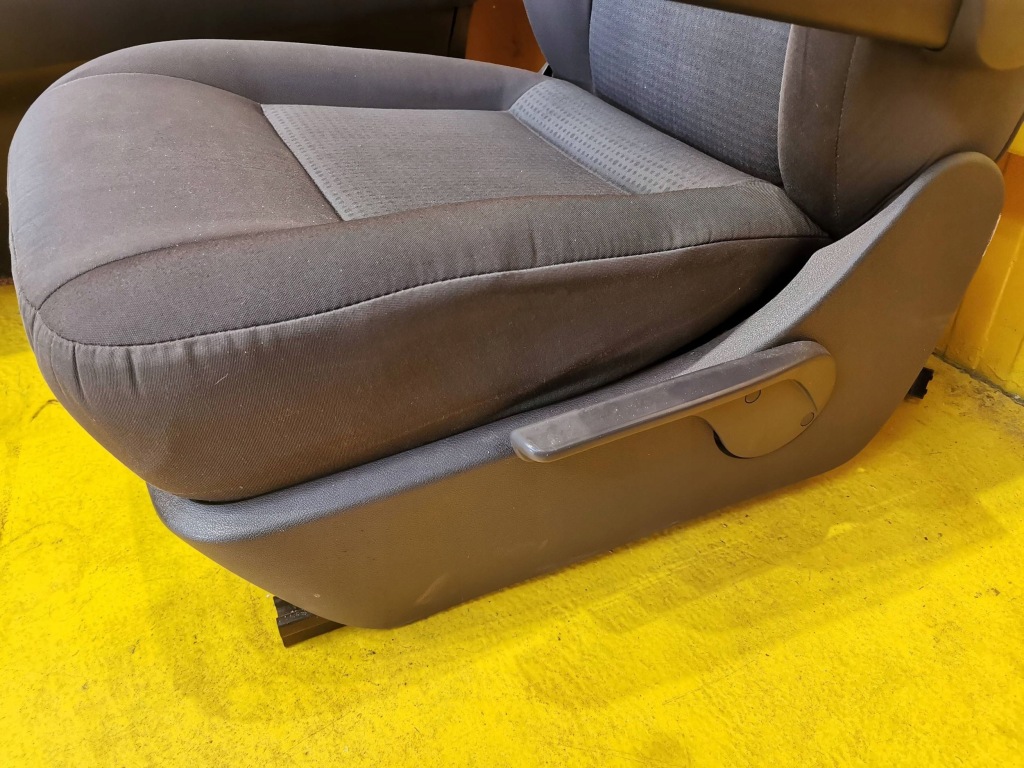 фото №16, Vw caravelle t5 сидіння сидіння обшивки захист комплект 07r. #