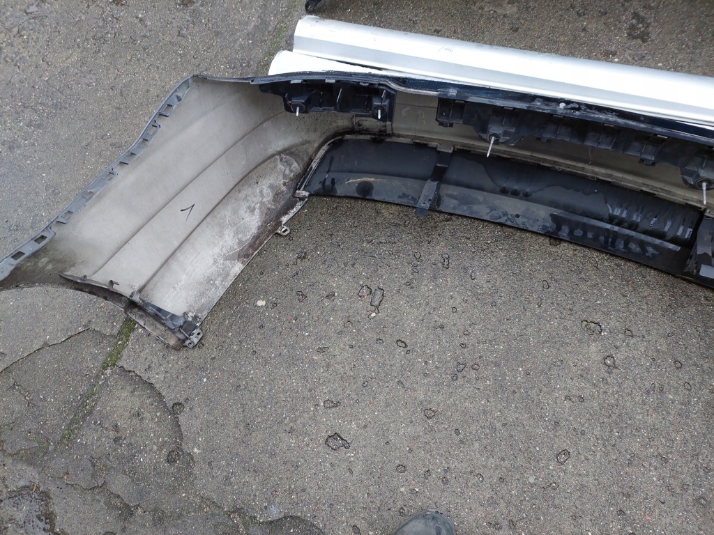 Mercedes c w204 amg 07-09 бампер перед+ tył+progi Доставка