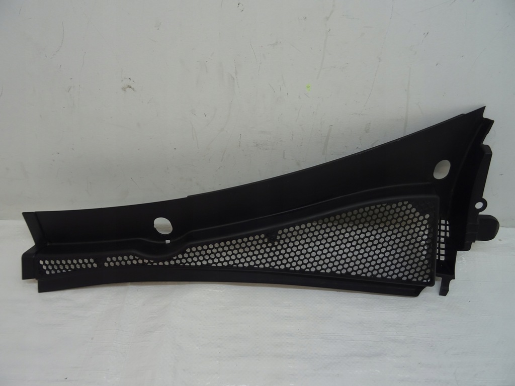 фото №1, Peugeot 208 жабо левая