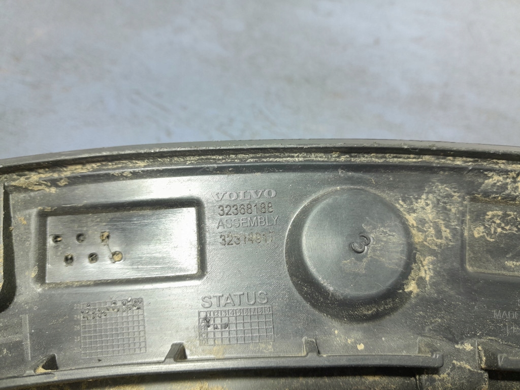 фото №7, Volvo xc40 i lift молдинг накладка крыла задняя левая 32368188