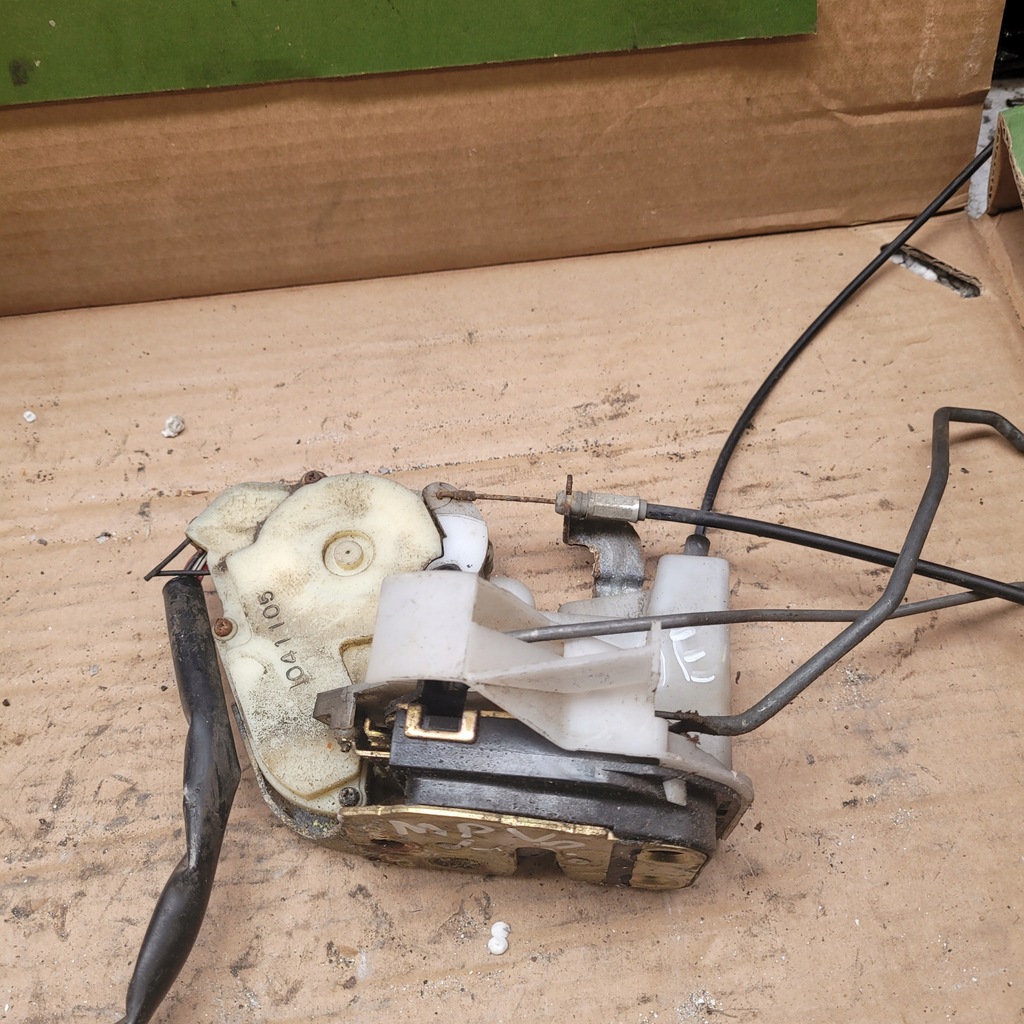 фото №4, Замок дверь mazda mpv левый перед передний