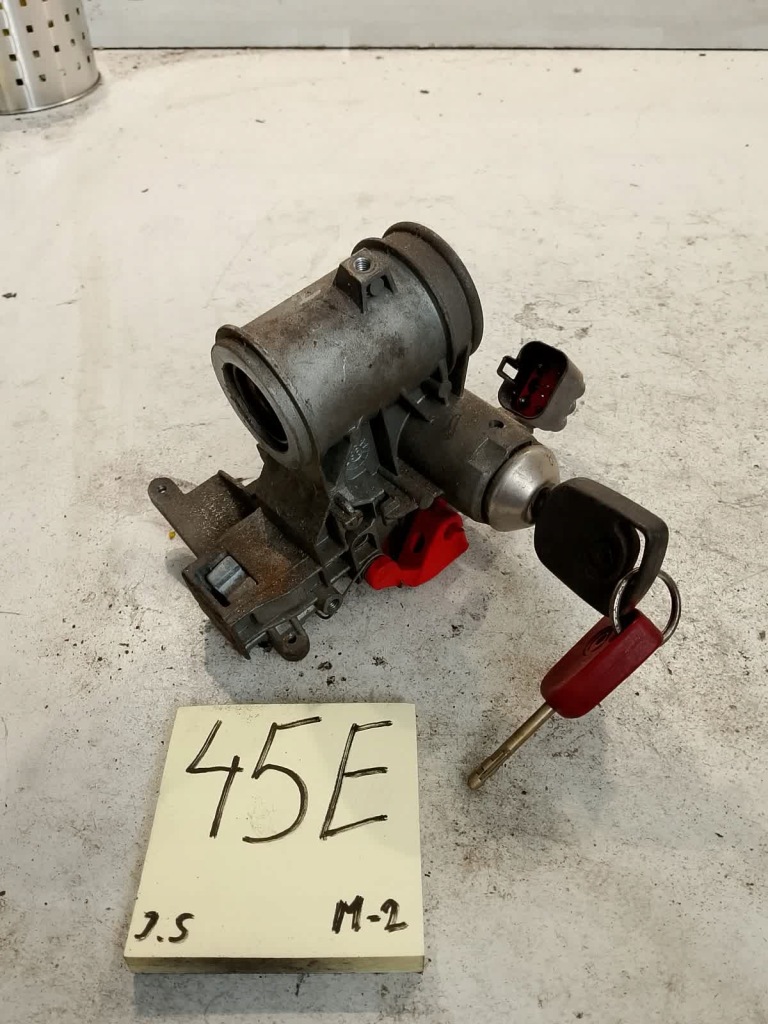 Купити Ford fiesta 93fb3675 замок запалювання з ключ