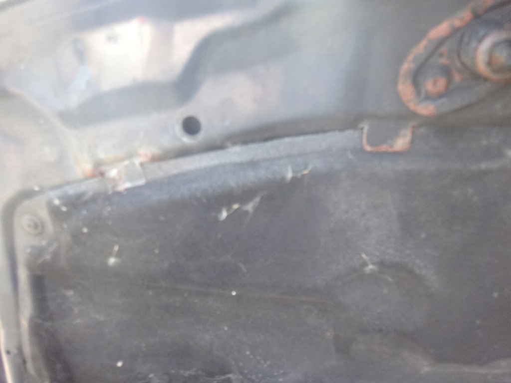 Капот кришка двигуна bmw 5 e39 седан універсал montrealblau Доставка