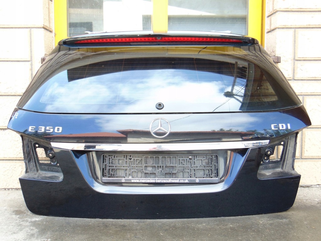 фото №1, Крышка багажника задняя задняя с стекло mercedes w212 kombi 197