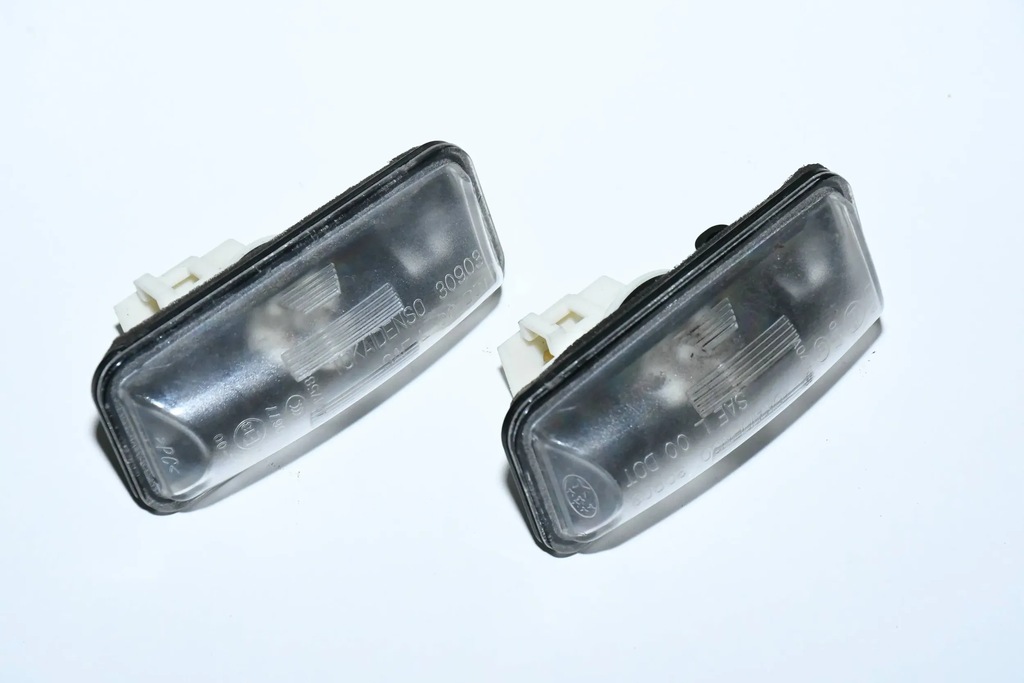 фото №1, Освещение номерного знака регистрационный subaru xv 2012-