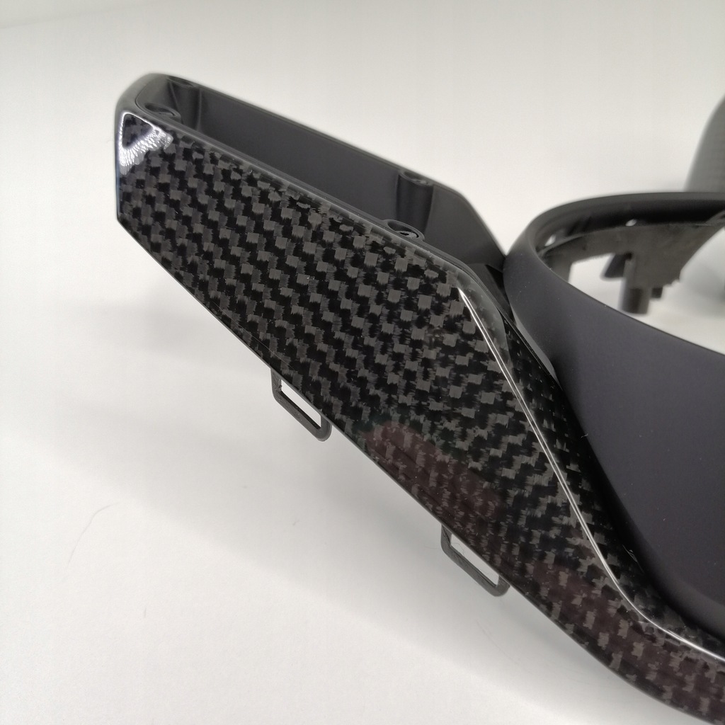 фото №9, Porsche 911 992 panamera cayenne macan taycan рамка руля карбон