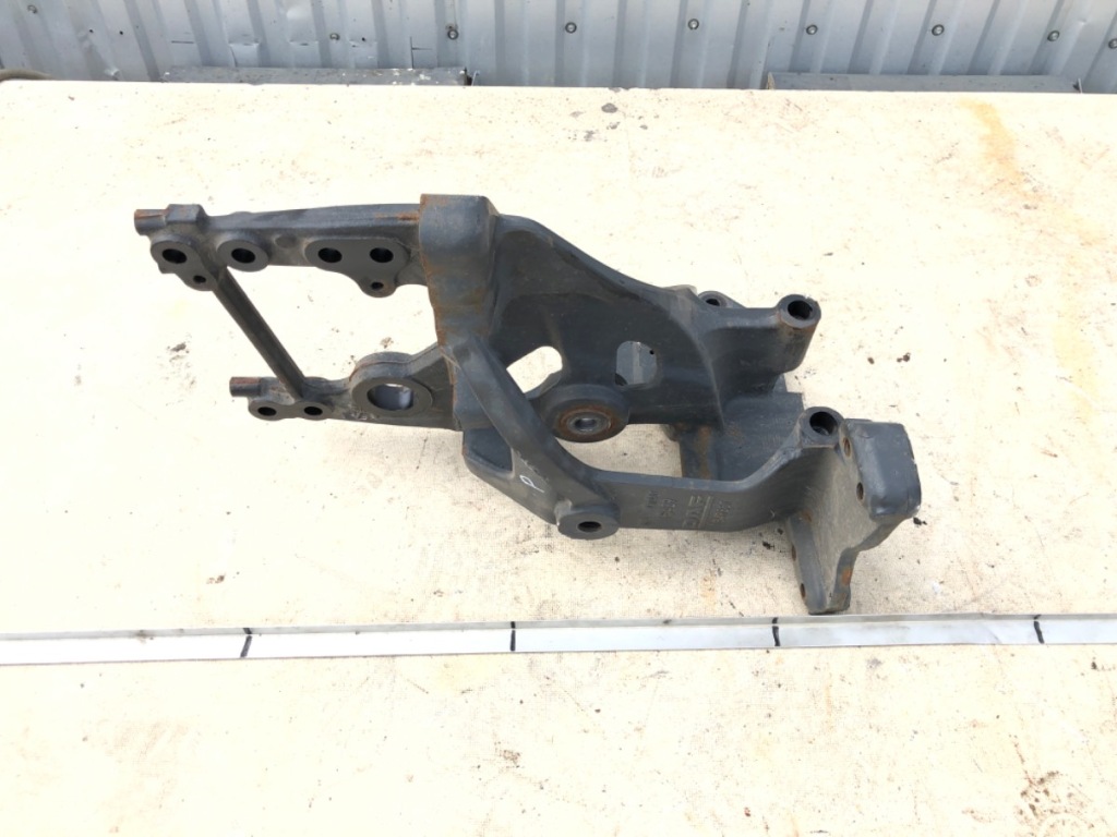 Купить Кронштейн рессора 1849857 daf cf fa 370