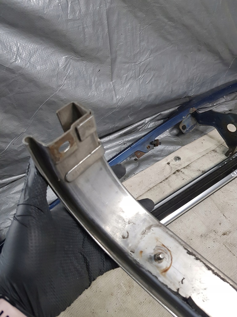 фото №8, Mercedes sprinter w 906 направляющая дверь a9067660137