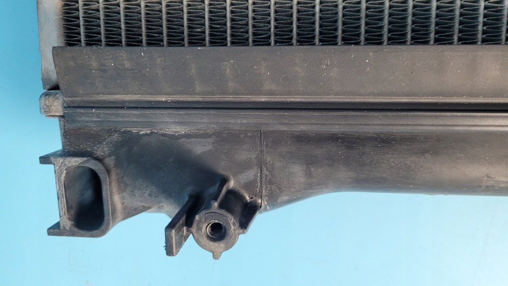 Dodge challenger sxt 19r радиатор воды m143308g 834031769a в Украине