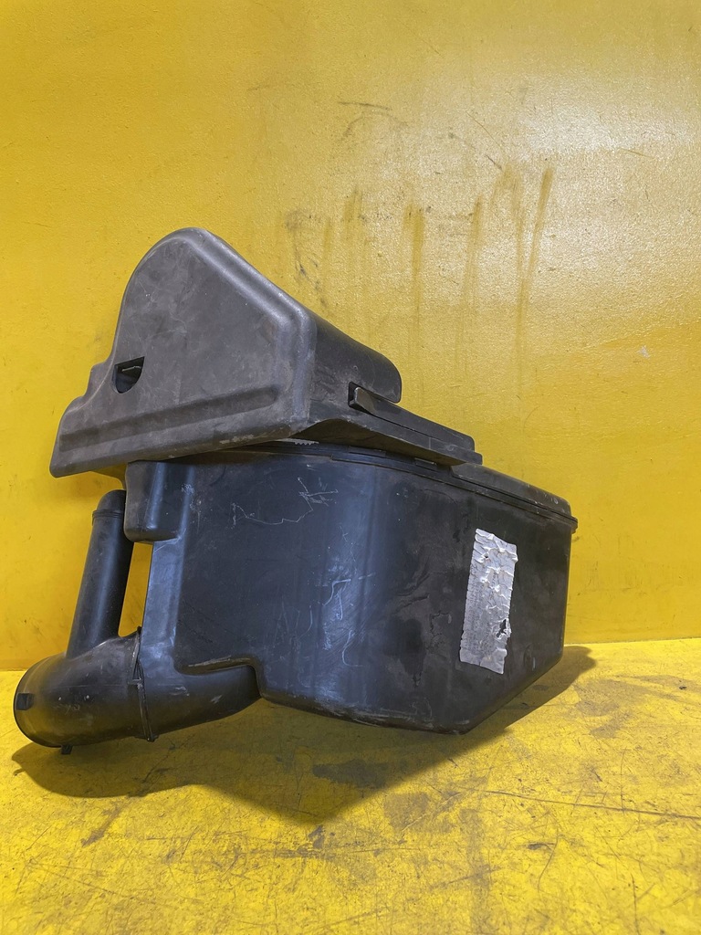 фото №7, Peugeot 308 2009 резонатор воздуха