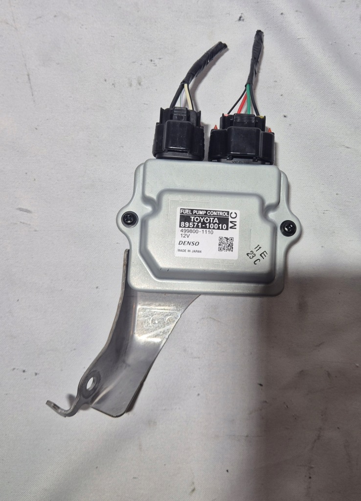 Купити Lexus nx ii модуль. насоса пального 89571-10010