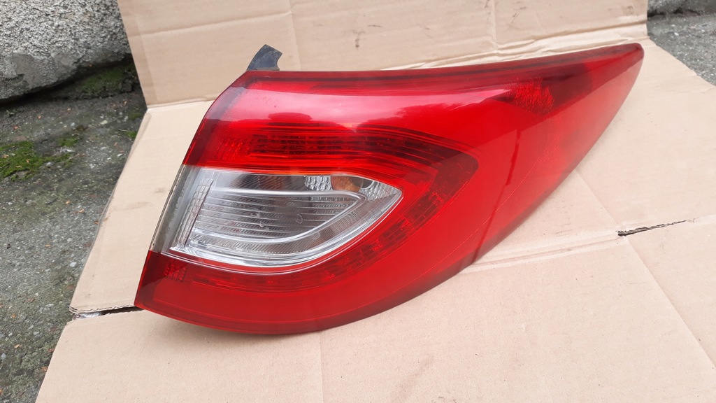 фото №1, Hyundai ix35 13-15r лампа задня права led 92402-2y500