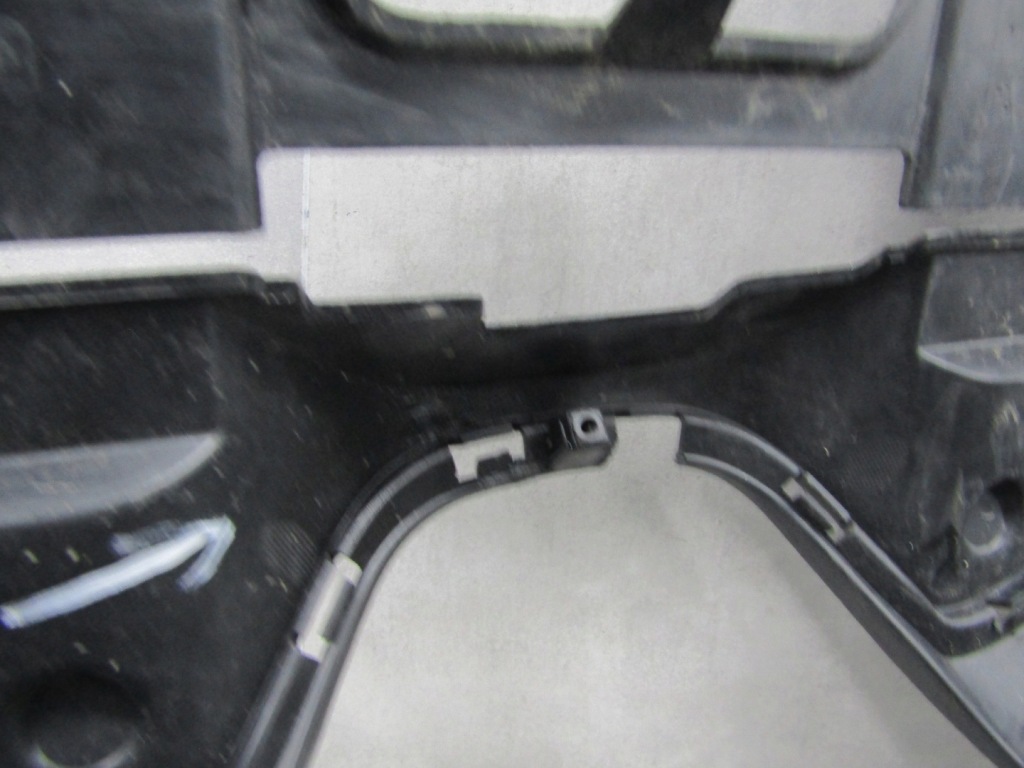 Бампер перед передний renault zoe 12-19 Доставка