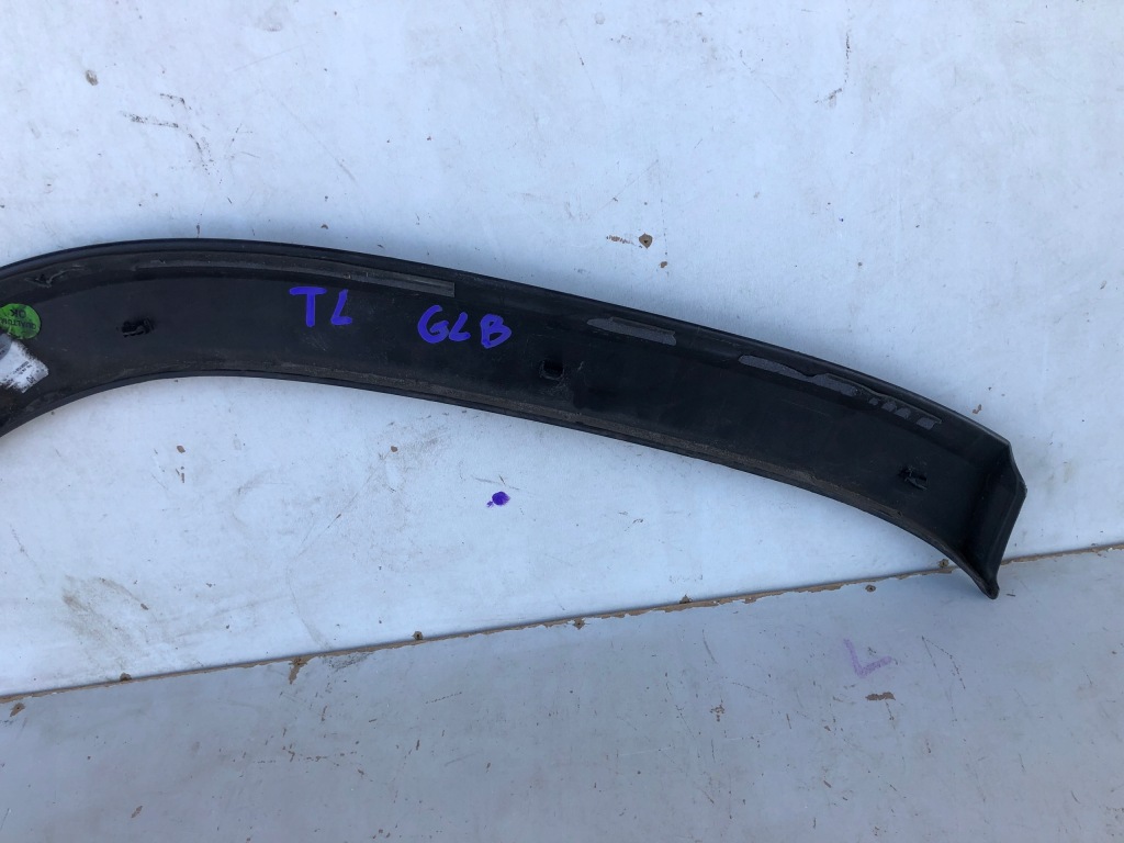 фото №5, Mercedes glb молдинг крыла задняя