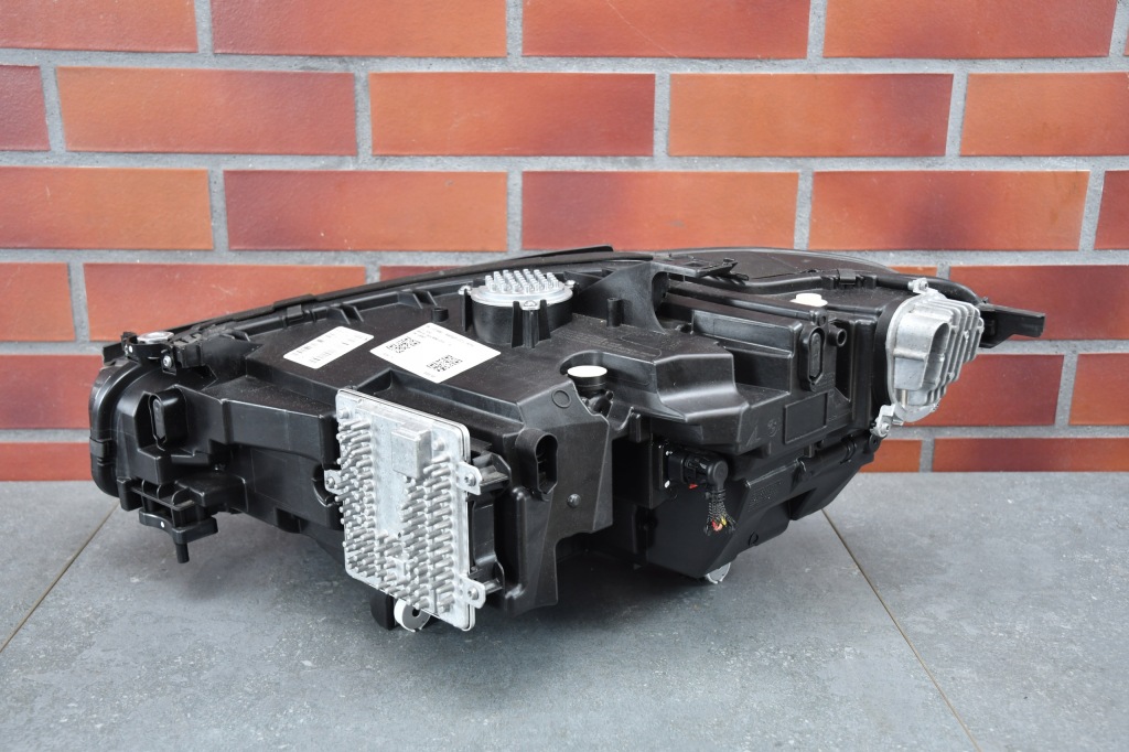 Фара правый  комплектная bmw 8 g14 g15 g16 m8 f91 f92 f93 led rhd Недорого