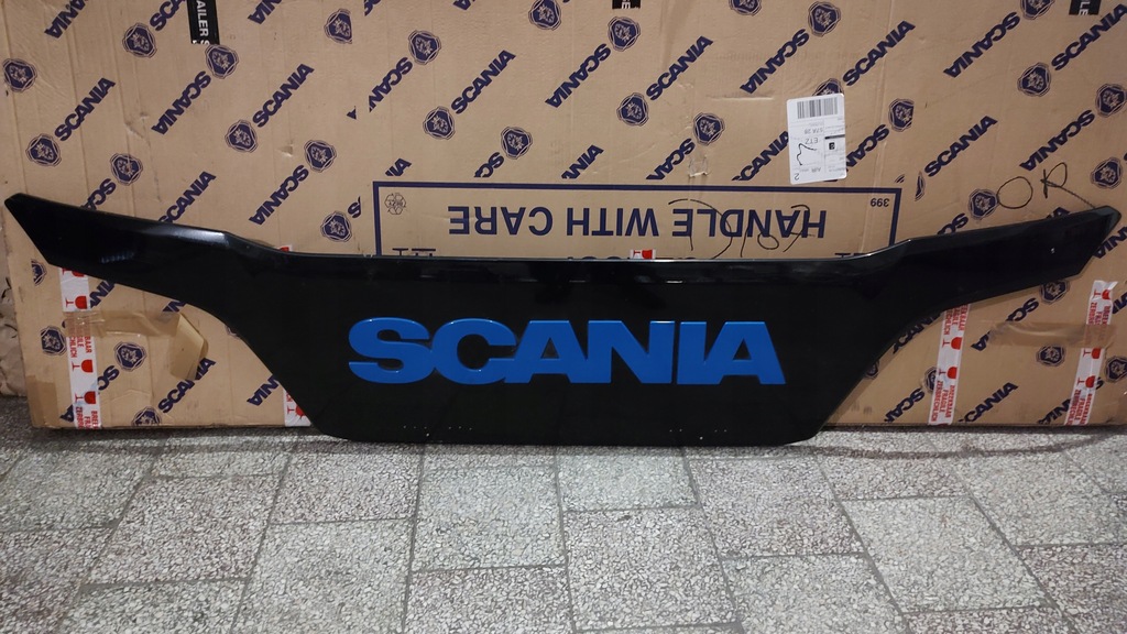 фото №1, Решітка радіатора капот надпис scania ngs 2542870