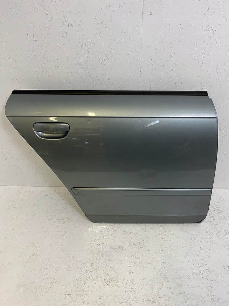 фото №1, Audi a4 b7 8e0 kombi задние правое дверь