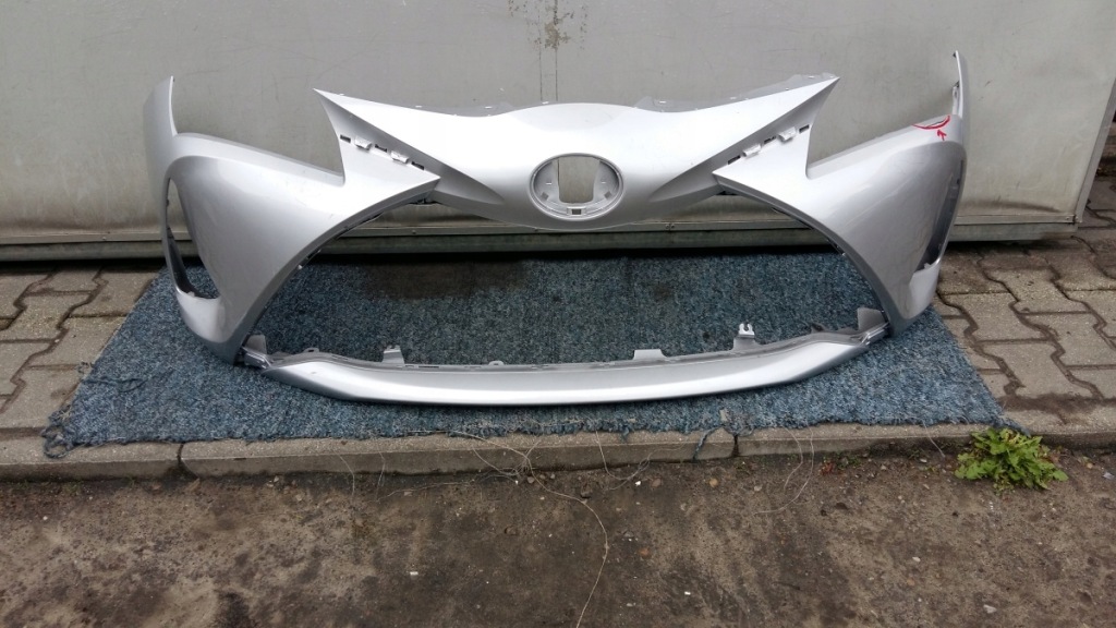 Купить Бампер передний toyota yaris iii lift 17-