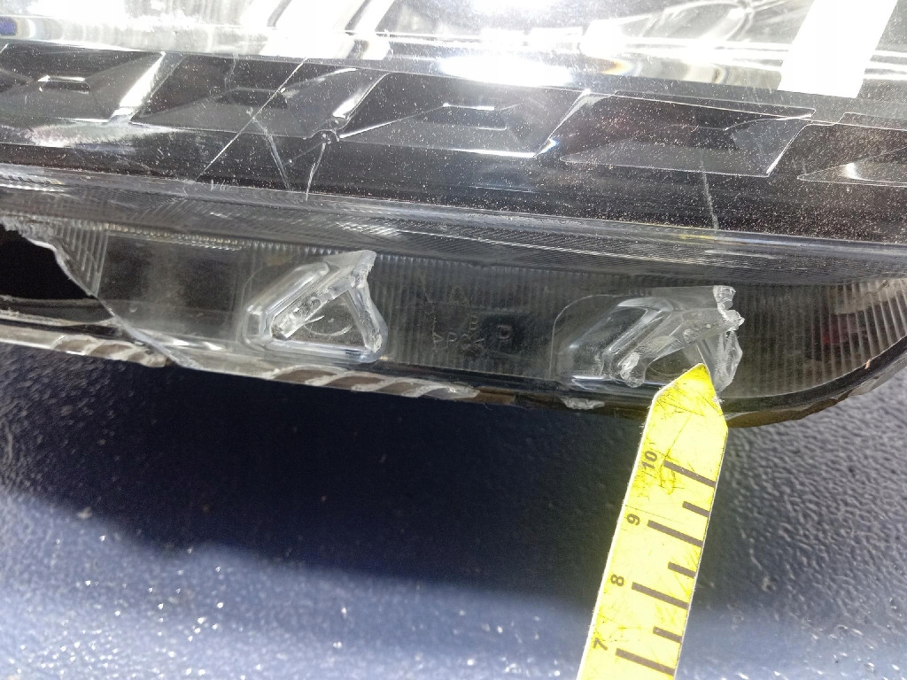 фото №14, Dacia duster ii lift фара правый перед лампа передняя led eu 260106194r