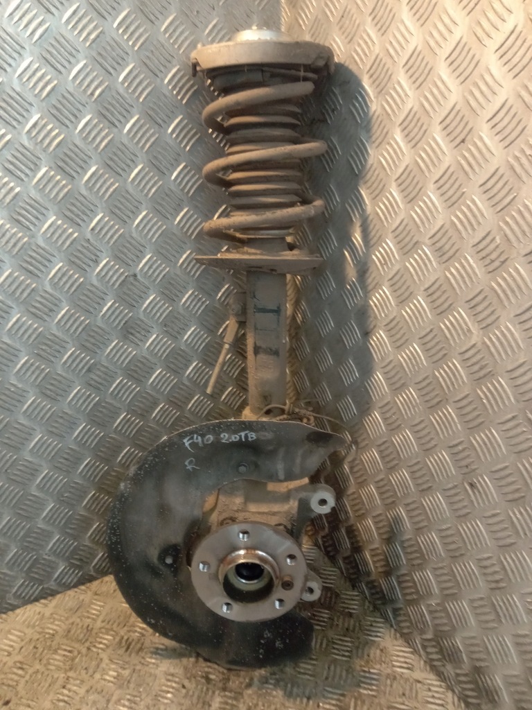 фото №1, Bmw 1 f40 амортизатор правий передній поворотний кулак