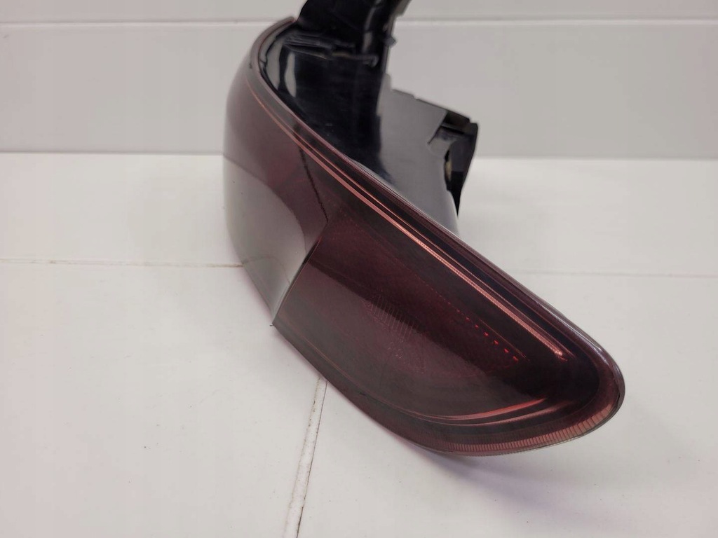 фото №8, Лампа задняя правая сторона alfa romeo giulia 952 2017 20690209