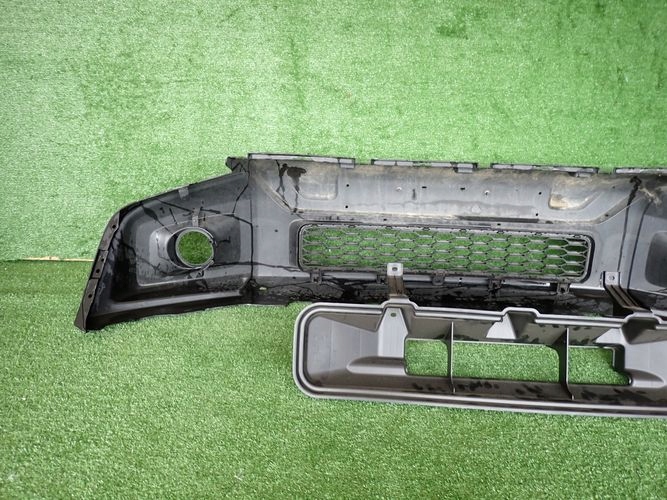 фото №12, Suzuki jimny 18- бампер передній перед впуск повітря