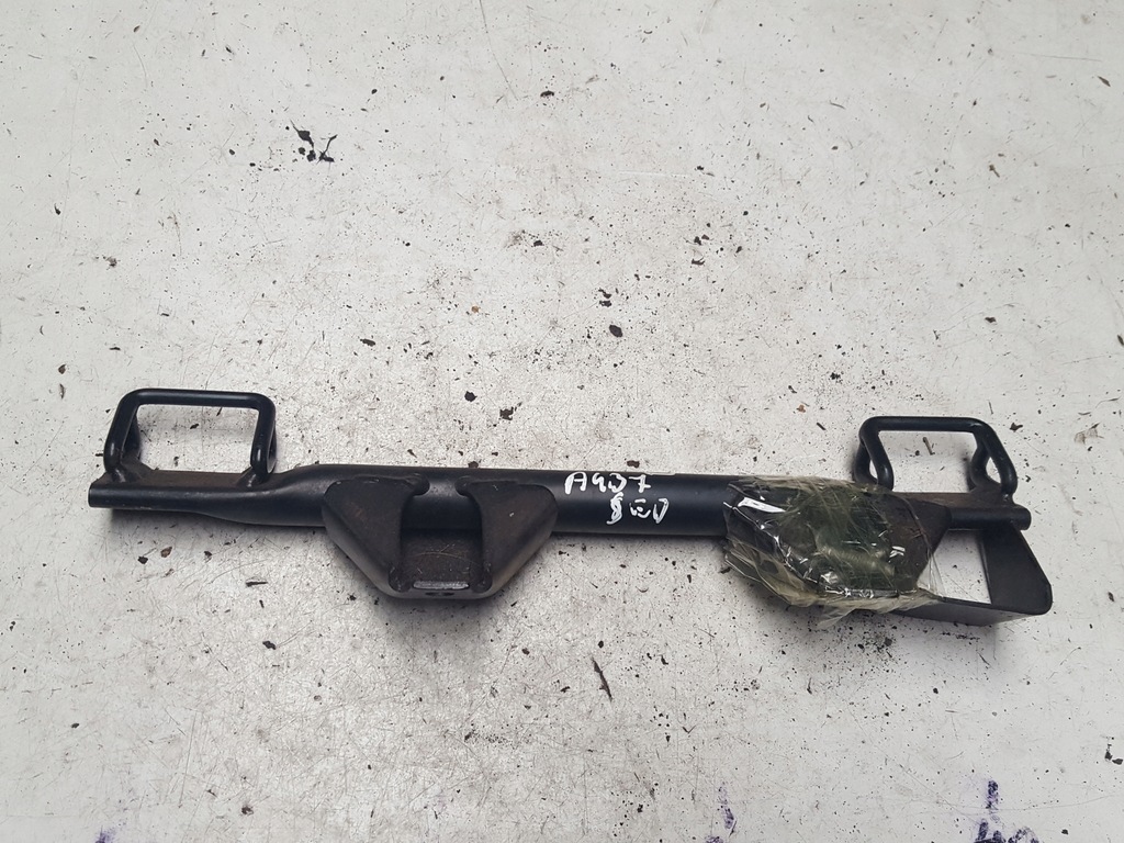 фото №1, Audi a4 b7 04-07r зачіп isofix лівий