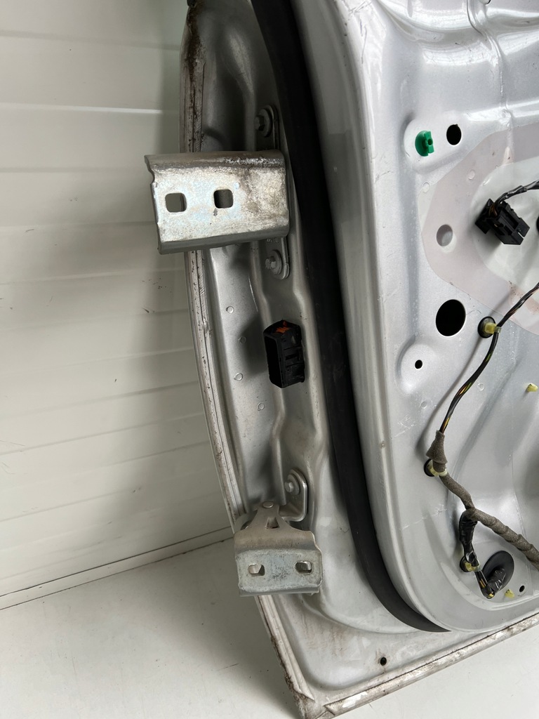 фото №7, Дверь правый перед opel meriva b bez стекло