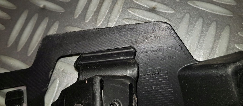 фото №13, Porsche cayman s 981 решітка бампера права перед рамка протитуманної фари pdc czarna