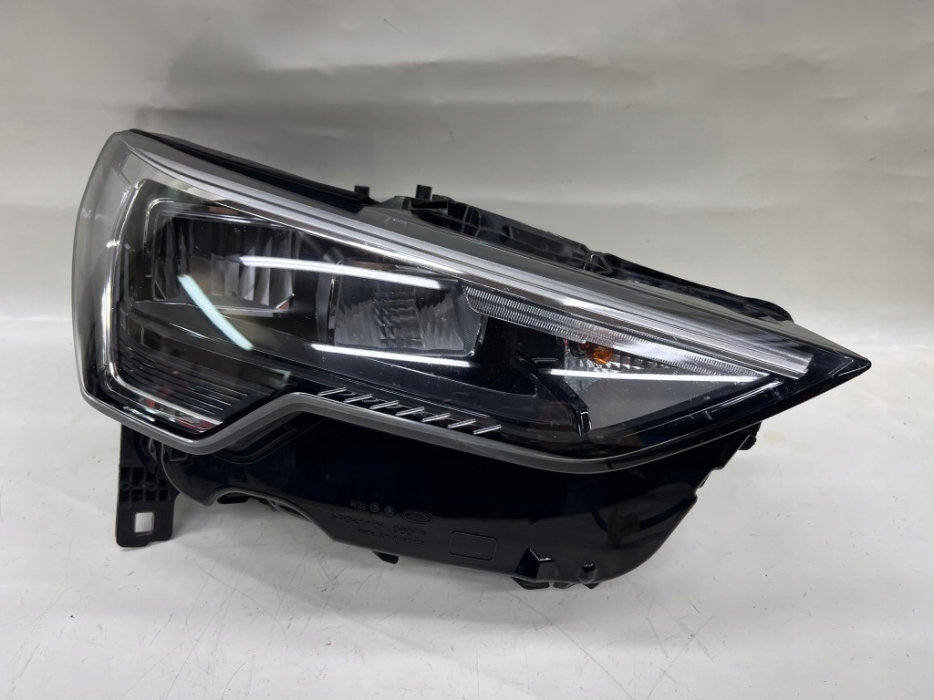 Купить Audi q3 2 фара full led правый  83a941012