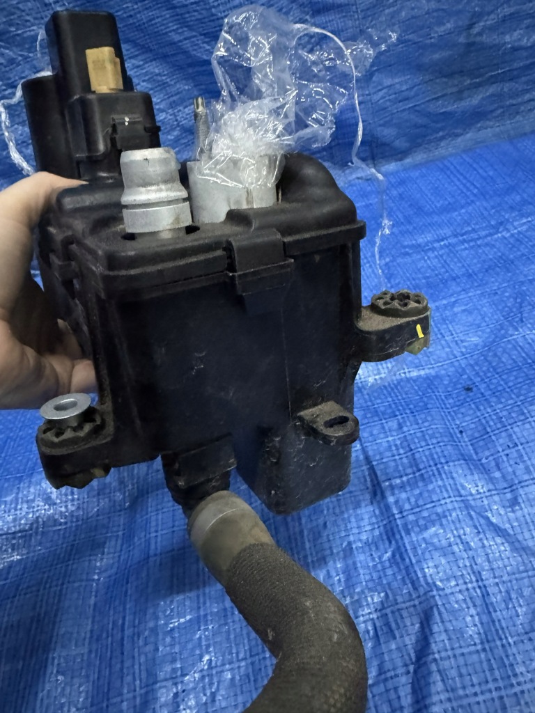 Конденсатор кондиционера peugeot e-208 2 9852854580 с Разборки